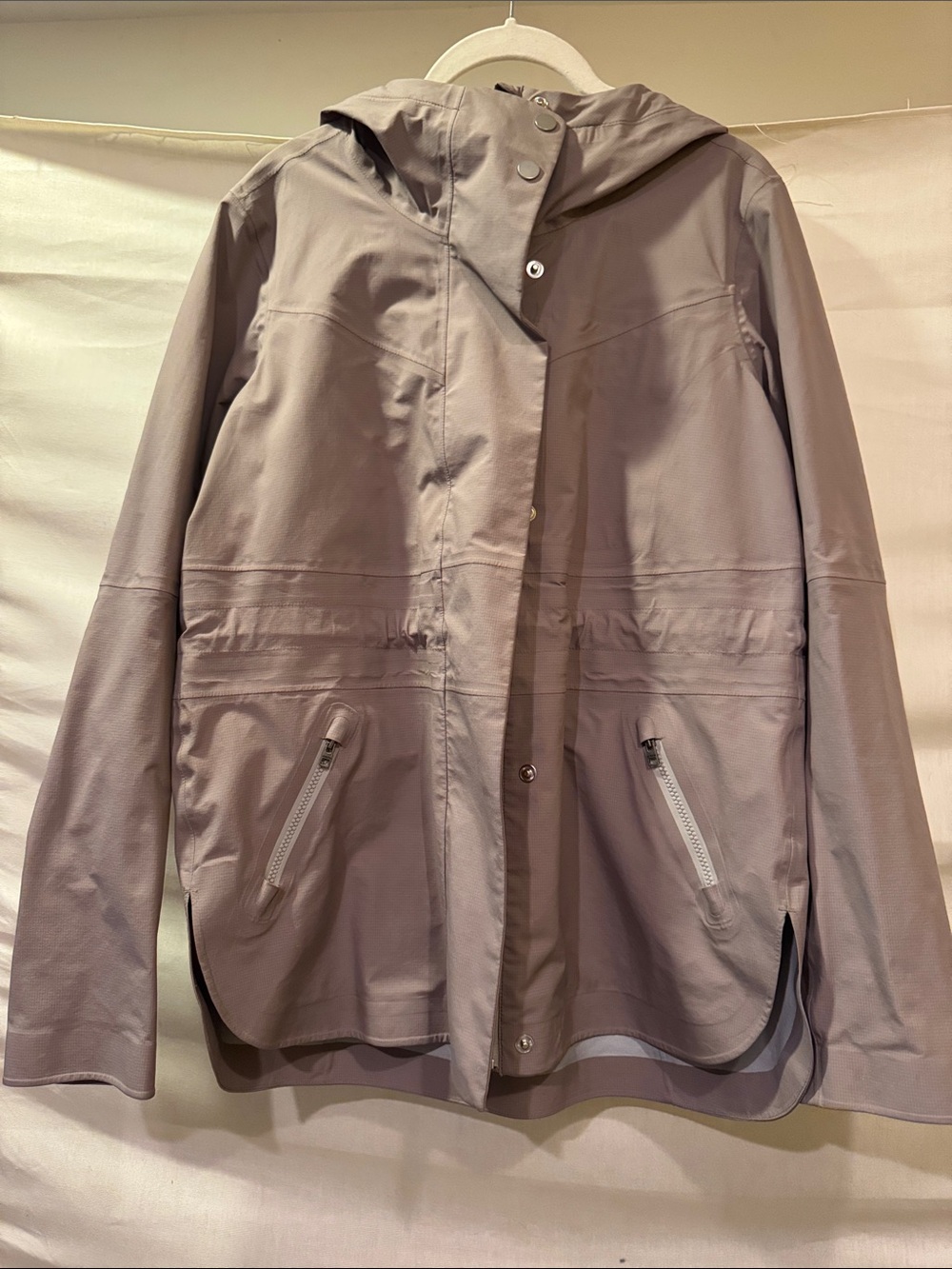 Athleta Lightweight Water Resistant Windbreaker Hooded Rain Jacket XS Taupe
